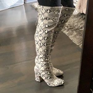 Unisa Snakeskin over the knee boot
